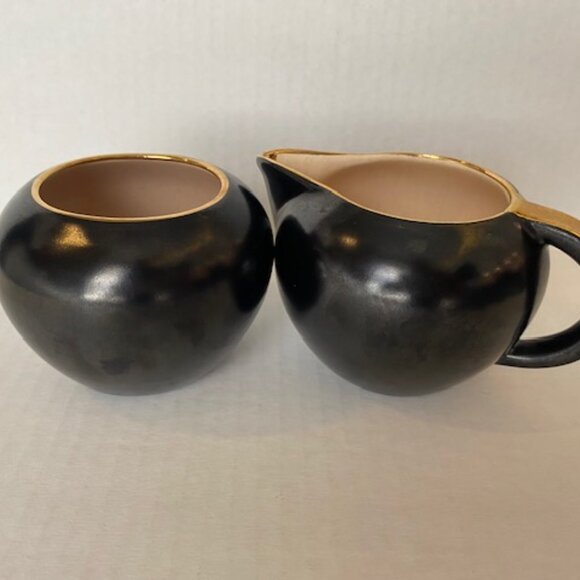 Villeroy and Boch Black and Gold Creamer and Sugar bowl. Vintage. Luxembourg - Picture 3 of 12